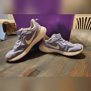 Nike Purple Sneakers